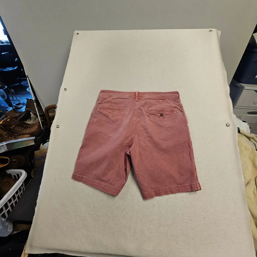 American Eagle Extreme Flex Classic Shorts Mens 34 Rose Red Faded Chino 6459